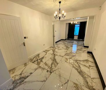 5 bedroom terraced house to rent - Photo 2