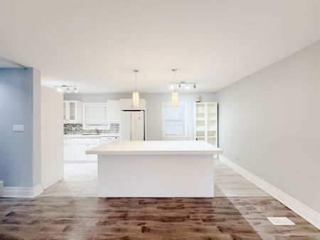 For Lease - 356 Horsham Avenue Unit# Main, Toronto, Ontario - Photo 4