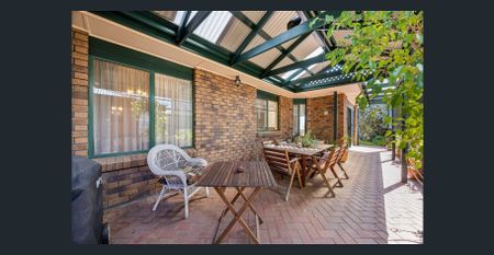 Light and Bright Family Home in great Location - Photo 4