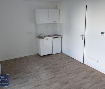 Location Appartement 1 pièce 20m² MELUN 77000 - Photo 2