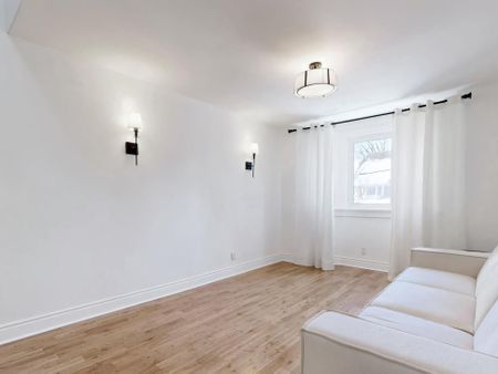 For Lease - 117 Westmount Avenue Unit# Upper, Toronto, Ontario - Photo 3