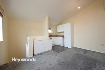 1 bedroom maisonette to rent - Photo 3