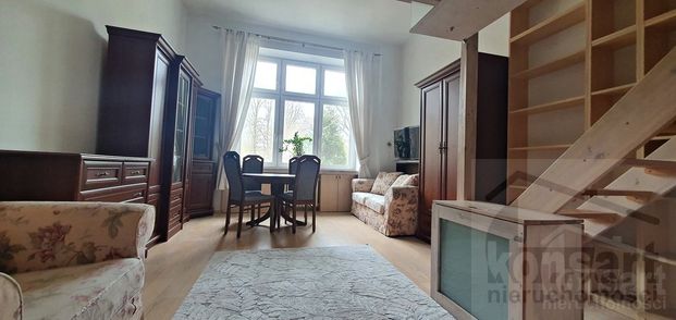 Kawalerka Zygmunta Starego przy Parku Żeromskiego. - Photo 1