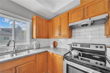 For Lease - 707 Frederick Street, Kitchener, Ontario - Photo 2