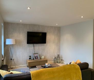 53 Lismain Street, Belfast, BT6 8NN - Photo 4