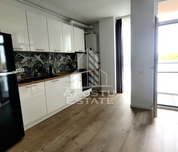 Apartament cu 2 camere, semidecomandat, cu parcare, Campeador City - Fotografie 2