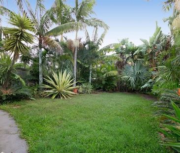 Entertainers deck - Great Location - Air Conditioning - Photo 2