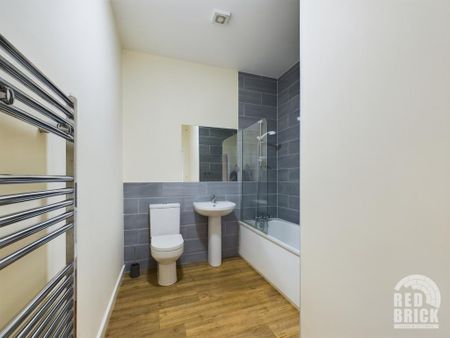 2 bedroom flat to rent - Photo 3