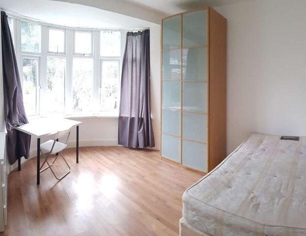 Watford Way Room GC - Photo 1