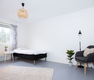 Björnkullaringen, Huddinge - Photo 1