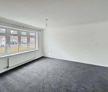 Thrush Close, Abbeydale, Gloucester, GL4 - Photo 1