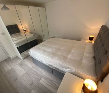 2 bedroom flat to rent - Photo 5