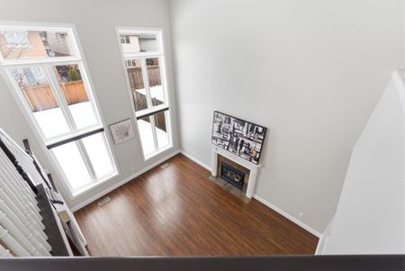 For Lease - 3 Holkham Avenue, Hamilton, Ontario - Photo 2