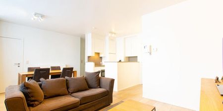 Appartement te huur in Oudergem voor € 1.500 met 2 slaapkamers - Photo 2