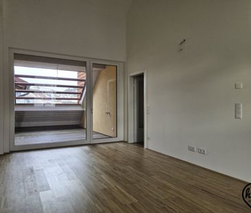 Provisionsfrei: DG Wohnung mit Terrasse - ERSTBEZUG - Foto 1
