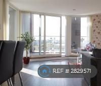 2 bedroom penthouse to rent - Photo 4