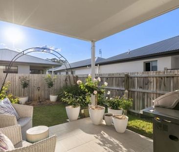 Contemporary Family Home With Room For Everyone! - Photo 5