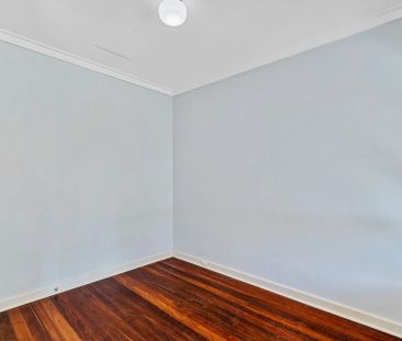 Central Mandurah Gem on 809sqm - Comfort, Character & Coastal Conve... - Photo 6