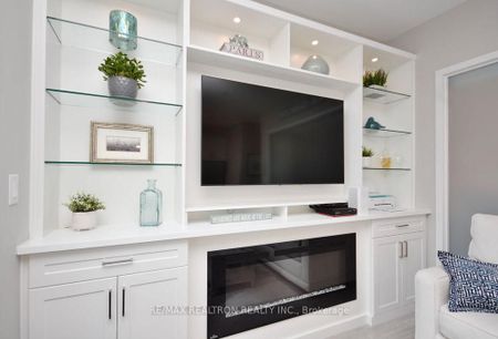 For Lease - 301 Sea Ray Avenue Unit# C404, Innisfil, Ontario - Photo 2