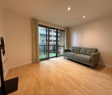 2 Bed Flat, Trentham Court, W3 - Photo 2