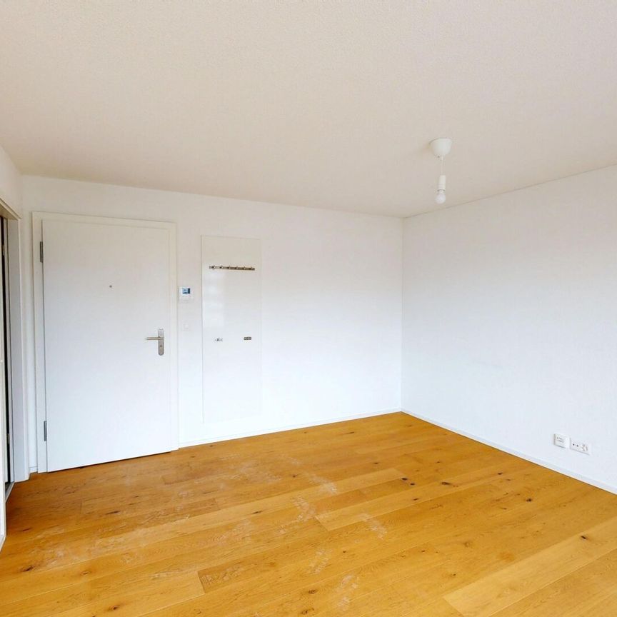 Moderne 1.5 Zimmer-Wohnung an zentraler Lage - Photo 1
