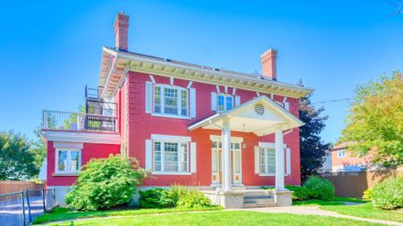 For Lease - 1110 Simcoe Street Unit# Upper #3, Oshawa, Ontario - Photo 5