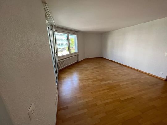 "Sonnige 4-Zimmer-Wohnung in der steuergünstigen Gemeinde Hergiswil NW" - Foto 1