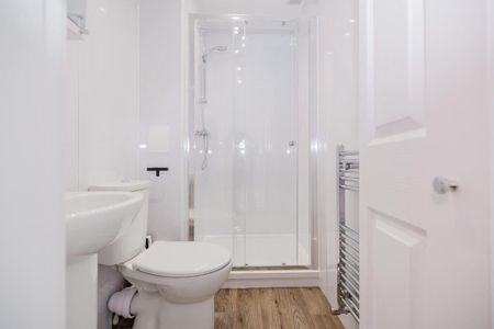 6 bedroom terraced house to rent - Photo 2