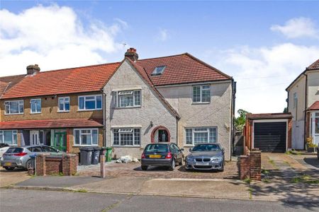 7 bedroom semi-detached house to rent - Photo 3