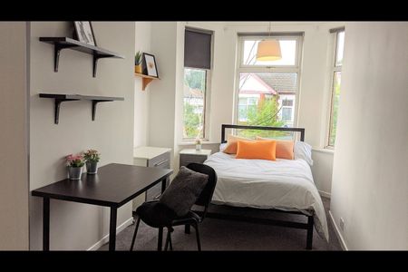 6 Bed Terraced House, Scarsdale Road, M14 - Photo 3