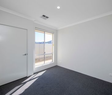 83 Dolphin Drive, Alkimos WA 6038 - Photo 5