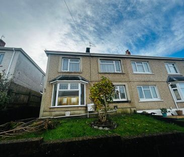 Pine Grove, Neath - Photo 1