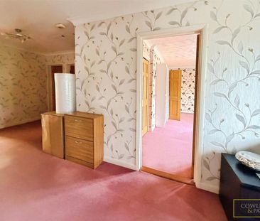 Knollcroft, Shoeburyness, Southend On Se... - Photo 5
