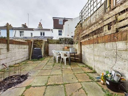 Washington Street, Brighton, BN2 - Photo 3