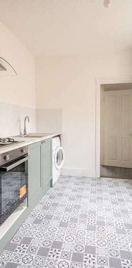 Stanley Road, Chingford, E4 - Photo 1