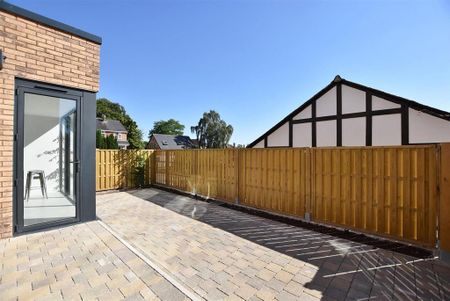 4 bedroom townhouse to rent - Photo 5