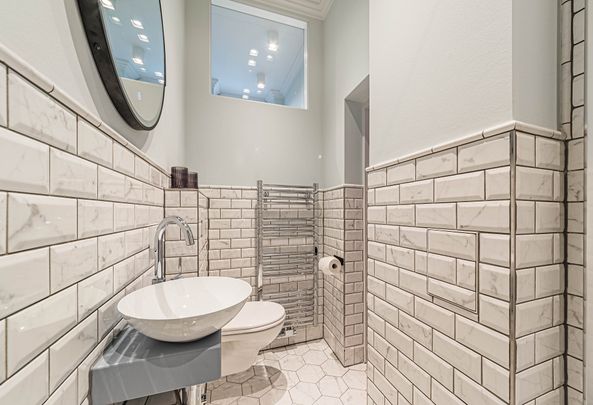 City-Residence: Modern möbliertes Apartment in zentraler Nordendlage - Foto 1