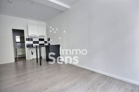 Location appartement - Lille VIEUX LILLE - Photo 4