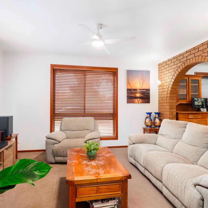 2 Wattle Court, Wodonga VIC 3690 - House For Rent | Domain - Photo 1