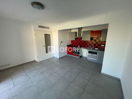 Apartment - Photo 2