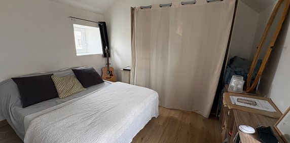 Location Appartement 2 pièces 30m² - Photo 2