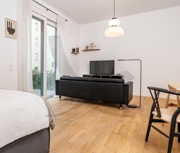 Get the right place - Photo 1