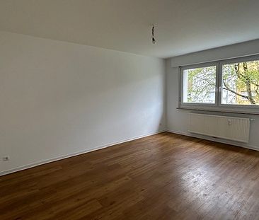 Einladende 3-Zimmer Wohnung mit Balkon! - OHNE Stellplatz - Foto 2