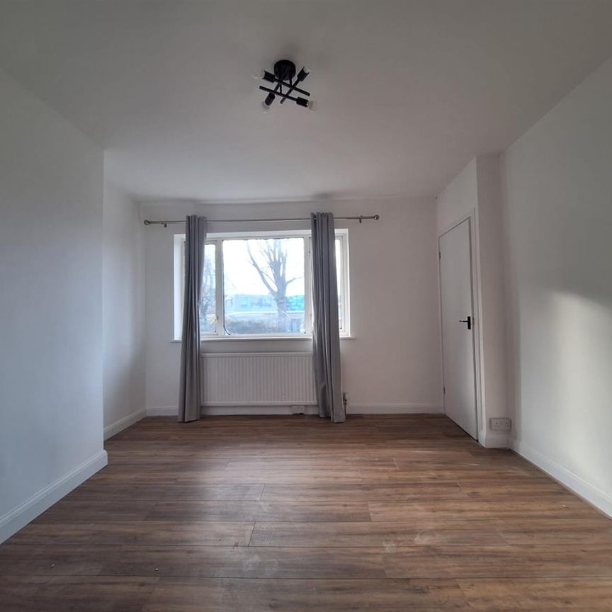 Warrington Road, Croydon CR0, London - Photo 1