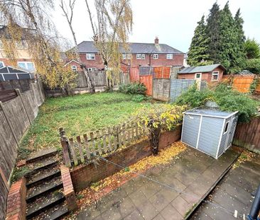 3 bedroom semi-detached house to rent - Photo 2