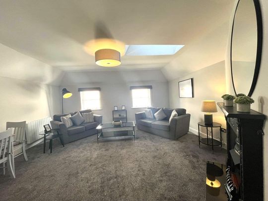 Ardee Court, Ardee Street, Dublin 8 ** 5 MONTH LEASE AGREEMENT ONLY ** - Photo 1