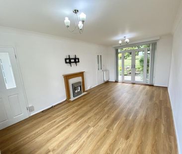 2 bedroom property to rent - Photo 1
