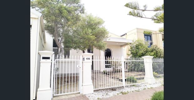 CHARACTER HOME IN PRIME BEACHFRONT LOCATION - Photo 1