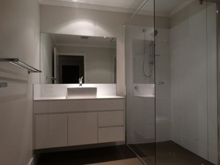 Coming Soon!!! Modern Apartment in the Heart of East Vic Park - Photo 4