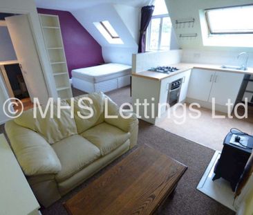 1 Bedroom Flat for rent in Brudenell Road - Photo 1